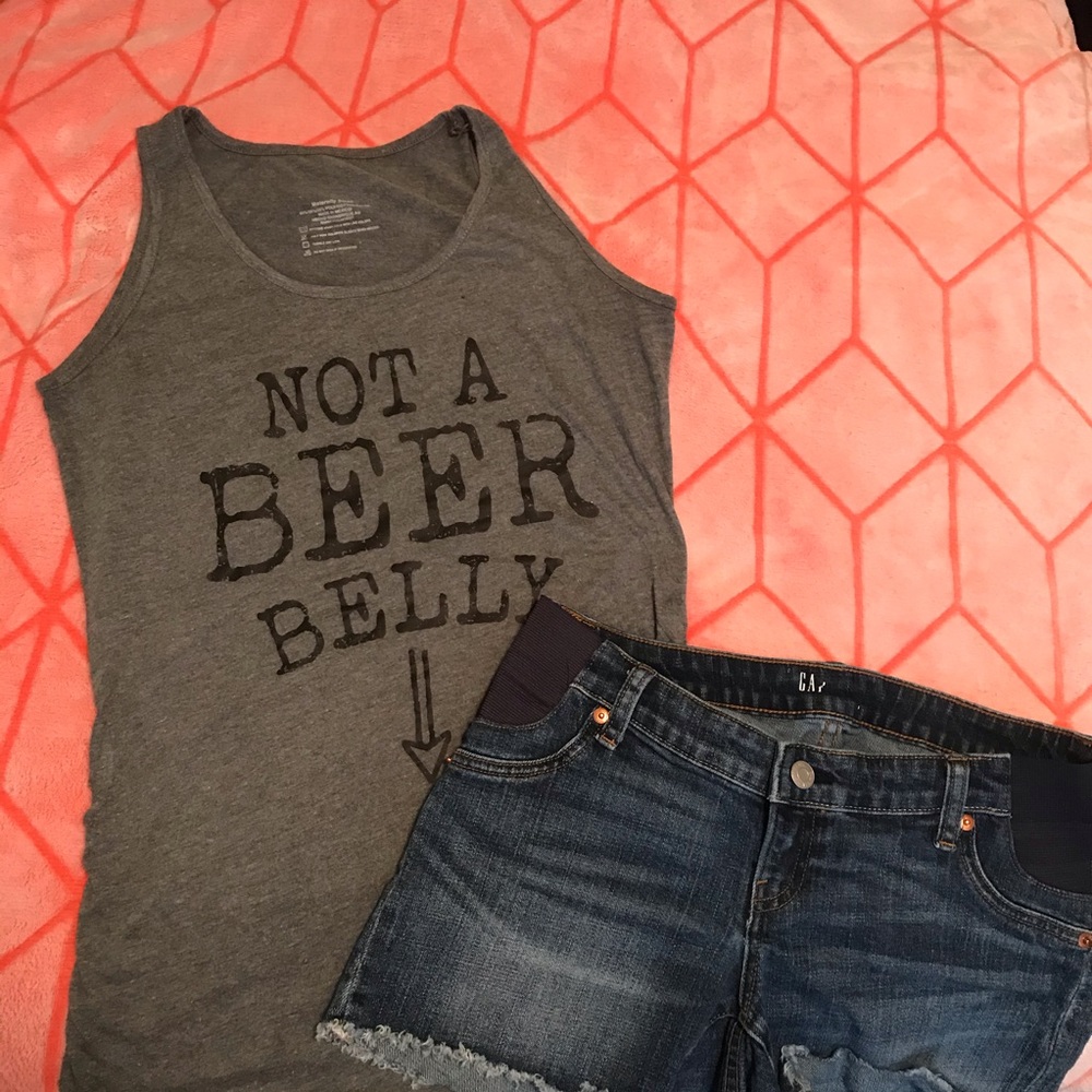 🎀NOT A BEER BELLY MATERNITY TANK!!!